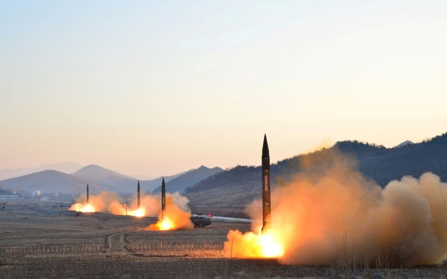Šiaurės Korėjos raketų bandymai 