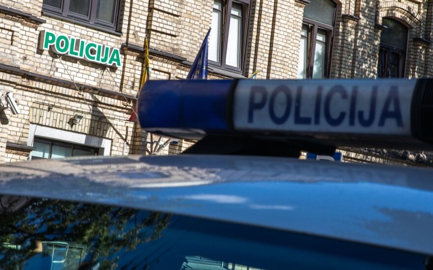 В Клайпеде грабитель избил и ограбил пожилую женщину
