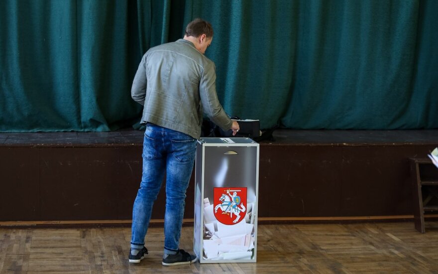 На выборах в трёх округах в Литве проголосовали почти 20% избирателей