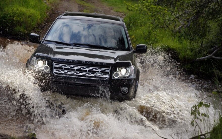 Land Rover тестирует новый Freelander