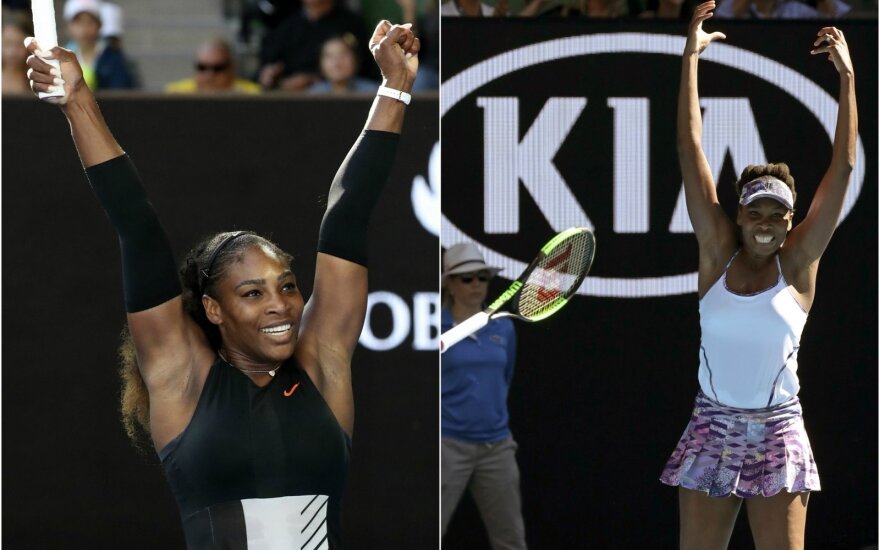 Serena ir Venus Williams (AP nuotr.)