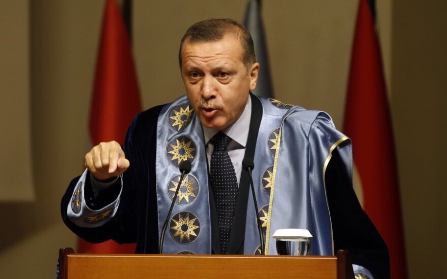 Эрдоган выведет на митинги сторонников в противовес оппозиции