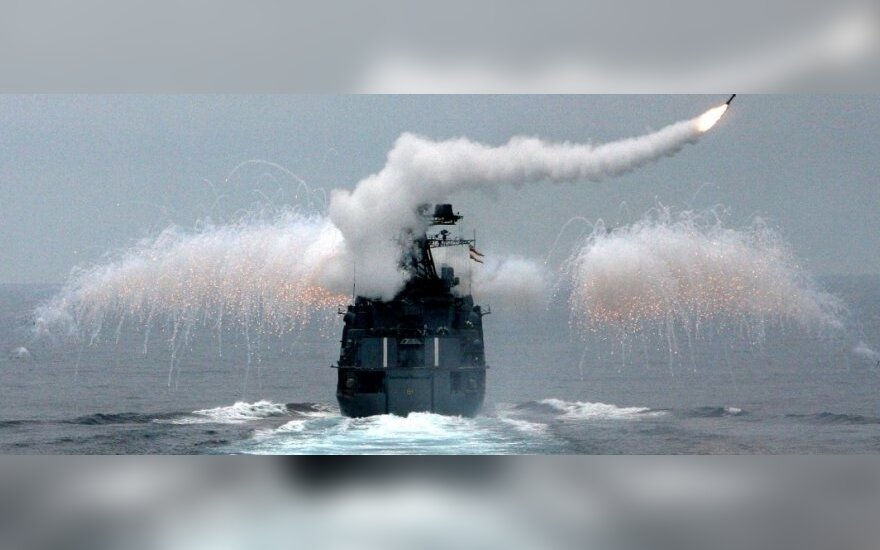 ВИДЕО: Российские корабли нанесли ракетные удары по территории Сирии
