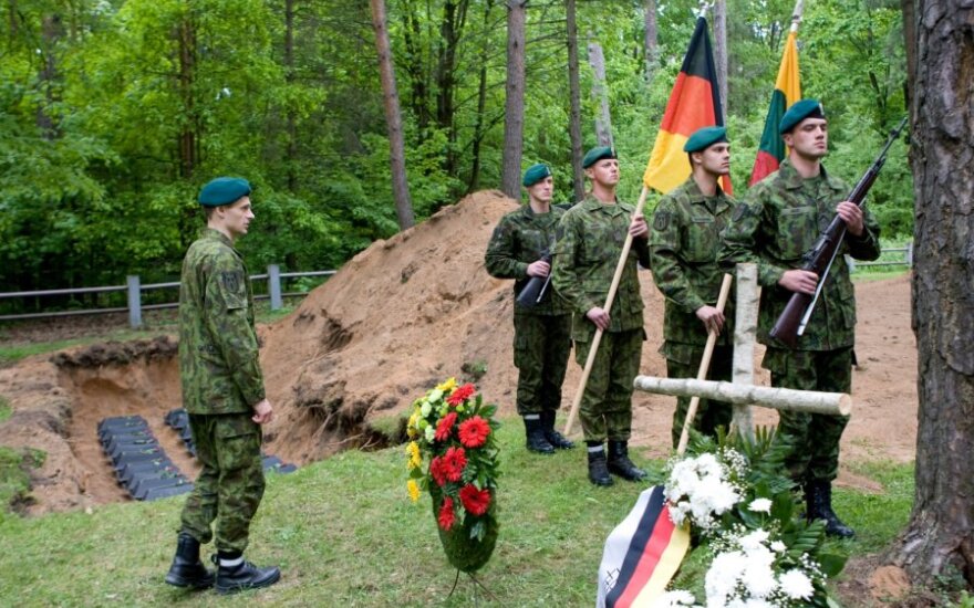 В парке Вингис перезахоронили останки немецких солдат