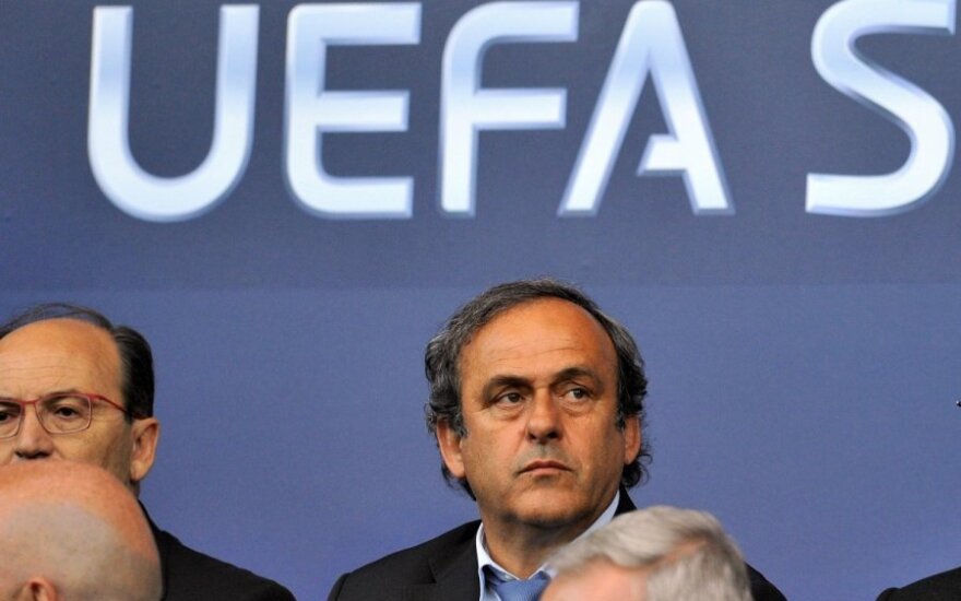 Платини отказался баллотироваться на пост президента ФИФА