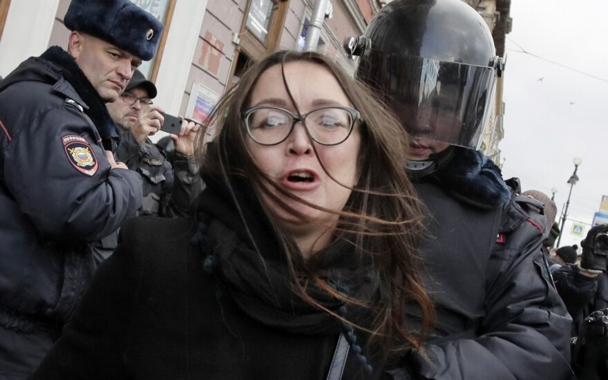 Итоги года в России: растет социальное раздражение и недовольство властью, люди готовы к протестам