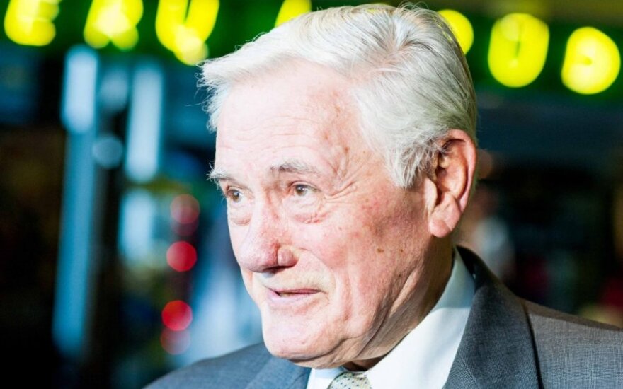 Valdas Adamkus