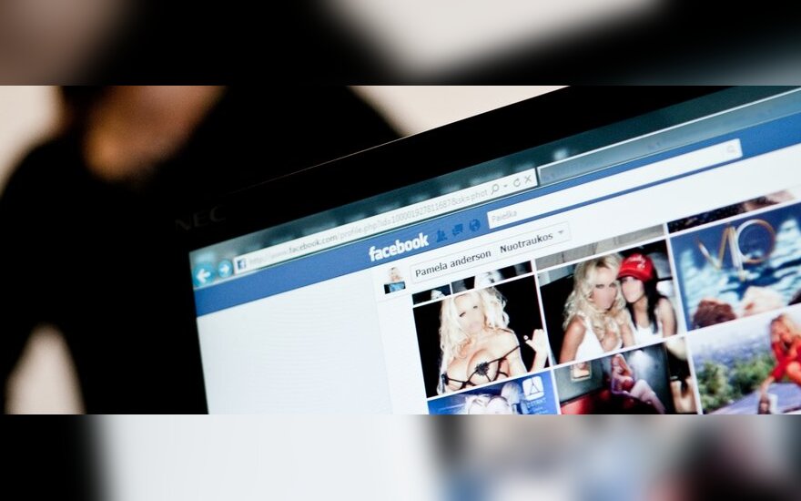 Facebook – причина для развода?