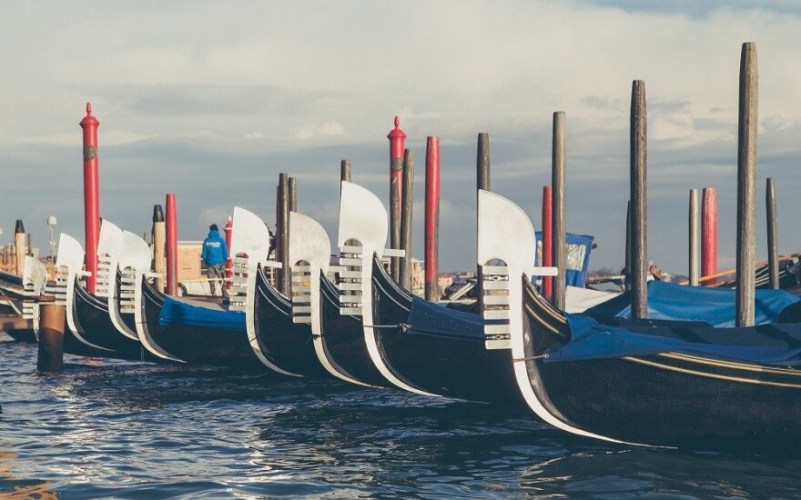 В Венеции гондольеры остались без работы из-за обмеления каналов