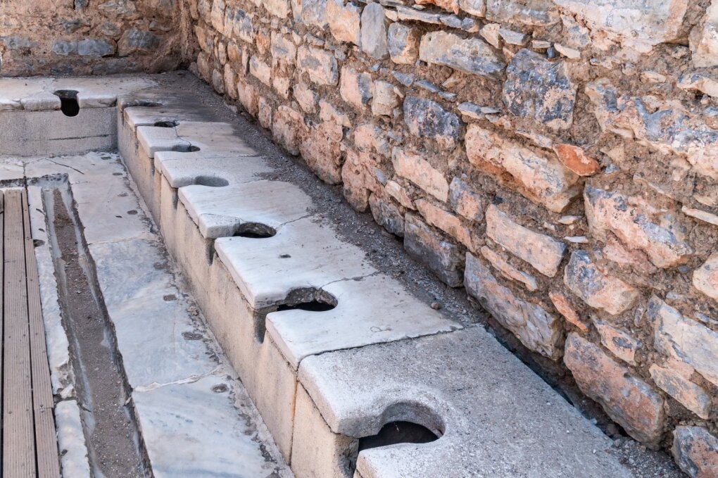 Antikinių miestų tualetai