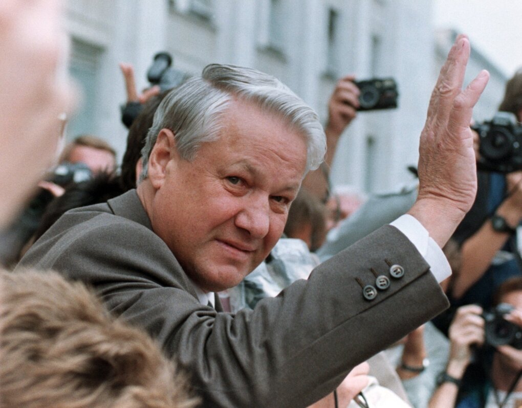 Borisas Jelcinas per pučą