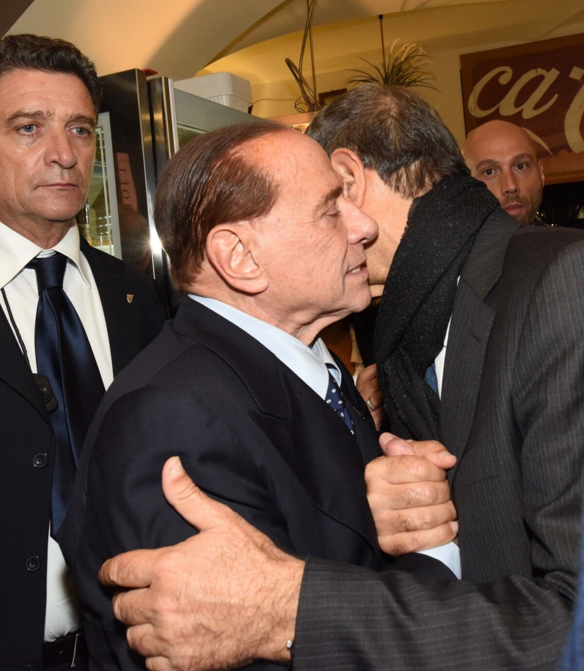 “L’immortale” S. Berlusconi ha guidato la risorgente destra italiana al trionfo in Sicilia