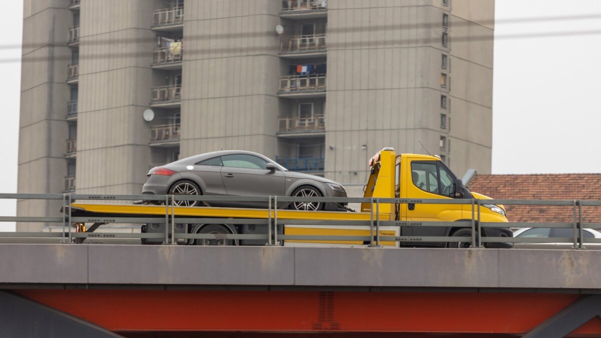 Automobiliai Vilniaus gatvėse