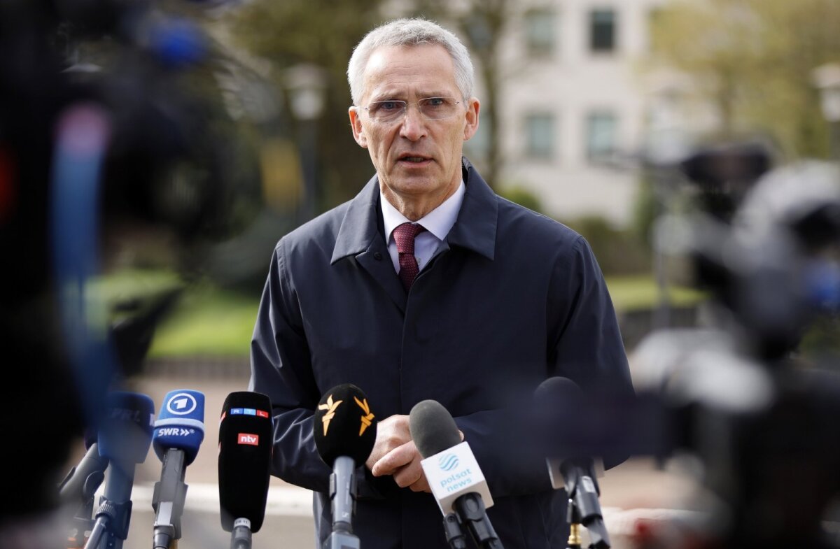 Stoltenberg a Vilnius spera di concordare sul fatto che il 2% del PIL diventerebbe la base della difesa