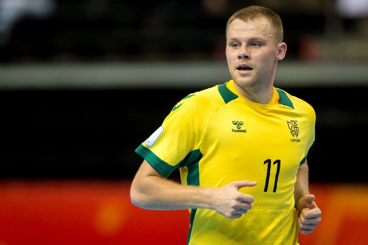 Ancora una volta, i lituani hanno perso contro i cechi e hanno concluso la loro prestazione nella selezione del campionato di calcio indoor FIFA