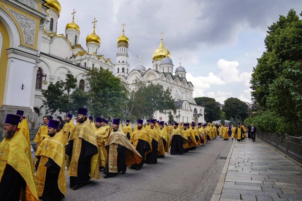 Den russisk-ortodokse kirke kjøper eiendom i nærheten av norske militærbaser