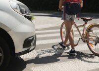 Gyvybes šienaujanti giltinė užmiesčio keliuose: vairuotojai ir toliau kartoja tas pačias klaidas