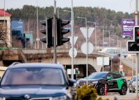 Palygino automobilių dalijimosi paslaugų kainas: ko tikėtis vairuotojams