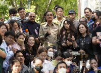 Tailando premjeras paleido parlamentą ir paskelbė naujus parlamento rinkimus