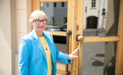 Šiugždinienė: ukrainiečių abiturientams nuo rudens planuojama iš dalies finansuoti 700 studijų vietų