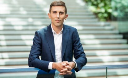 Paaiškino, kaip skirtingai investuoja jaunimas ir vyresni: štai kas gali pakišti koją