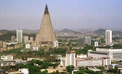 Šiaurės Korėjos „Pražūties“ viešbutis: kvaila arogancija pasiglemžė 3,5 milijono žmonių gyvybių