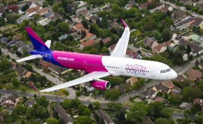 Nuo karo bėgantiems ukrainiečiams „Wizz Air“ siūlo nemokamai skristi iš kaimyninių šalių