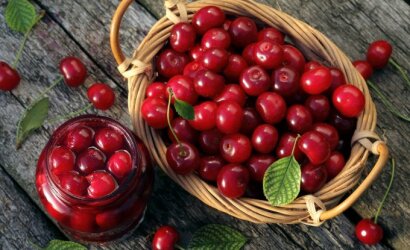 Paprastos gudrybės: kaip akimirksniu pašalinti vyšnių ar trešnių kauliukus