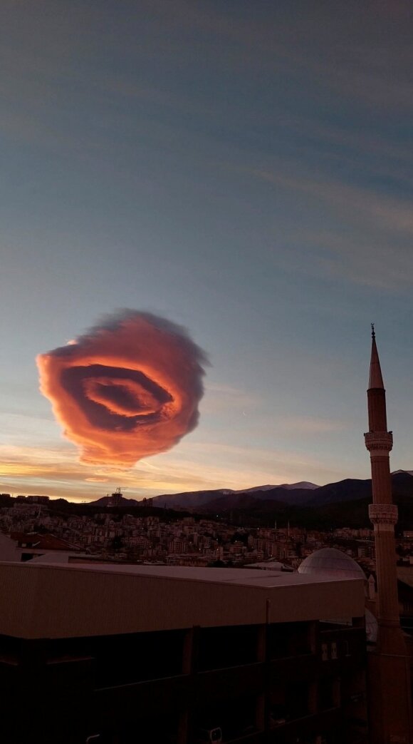 Lęšiškasis debesis Turkijoje.