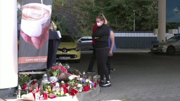 Vokietija šokiruota: degalinėje nužudytas kaukę prašęs užsidėti kasininkas