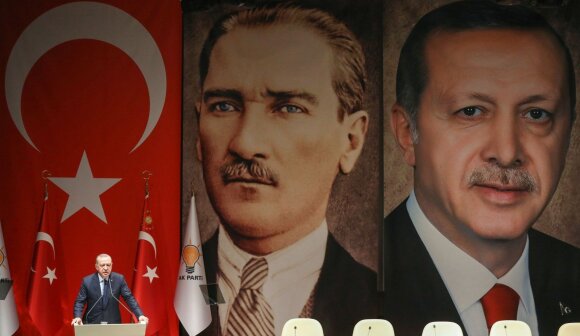 Turkijos grėsmė NATO gynybos planams dėl Baltijos šalių: kas iš tikrųjų rezga intrigas