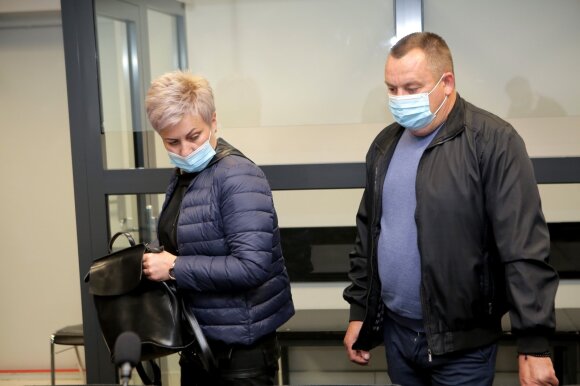 Inga Vilbikienė ir Edikas Vilbikas Kauno apygardos teisme