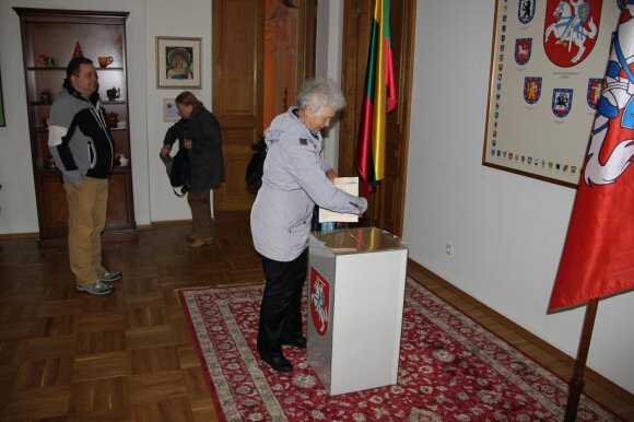 Избирательный участок по выборам Президента Литовской республики в помещении консульства