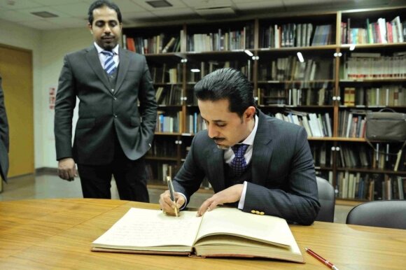 Lietuvos garbės konsulas Saudo Arabijoje Mahfouzas Marei Mubaraku bin Mahfouzu (Valdovų rūmų muziejaus nuotr.)