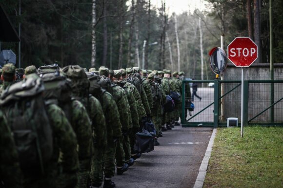 Ar reikia Lietuvos kariuomenei homoseksualių karių