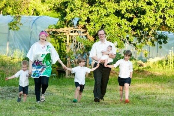 Birutės Iljin šeima Gervinių kaime, kur vyks Ekodaiktų festivalis 