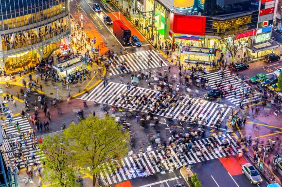 Japonijoje gyvenę lietuviai: kodėl japonas niekada neišeis iš darbo anksčiau už savo vadovą ir kas iš tiesų vyksta už uždarų namų durų