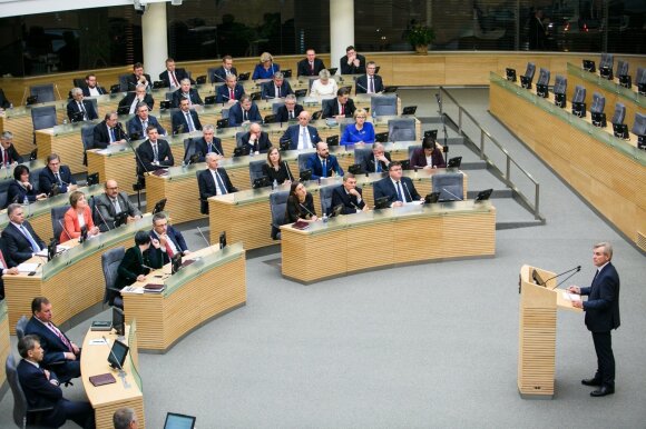 Atsisveikinimas su „valstiečių“ Seimu: nepamirštami vaizdai, įvykiai ir skaudžios pamokos