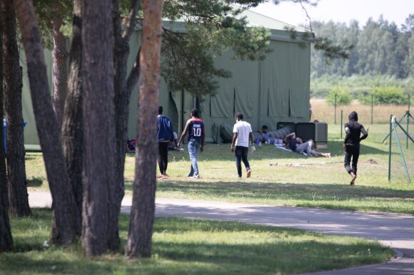 Nemaža dalis nelegalių migrantų tvirtina norį likti Lietuvoje: bėgome nuo Lukašenkos diktatūros ir rasizmo