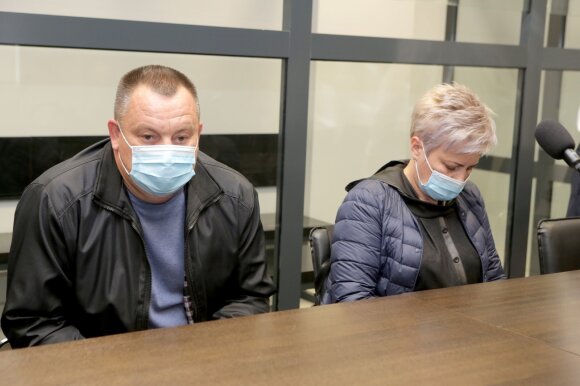 Inga Vilbikienė ir Edikas Vilbikas Kauno apygardos teisme