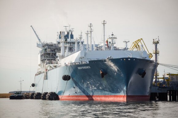 Dilema: Vaičiūnas siūlo atsisakyti dviejų SGD laivų – „Ignitis“ įspėja dėl 60 mln. eurų nuostolio