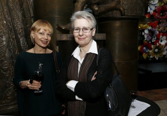 Lilija Ševcova (dešinėje)