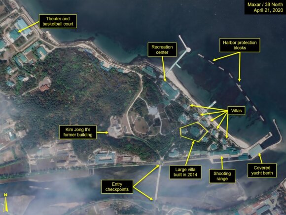 Palydovų darytose nuotraukose matomas Kim Jong Uno traukinys
