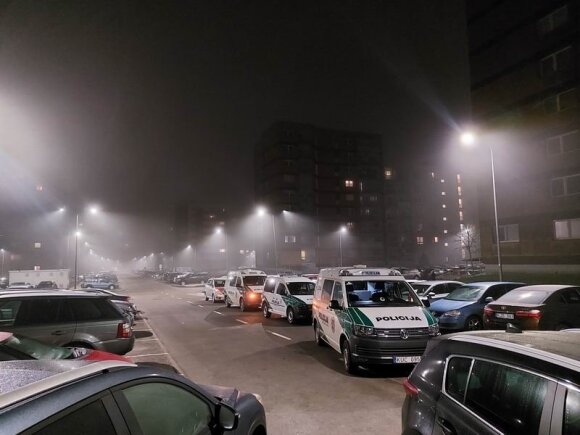 Požėla pateikė daugiau detalių apie Klaipėdoje rastą išrengtą nepilnametę: dvi versijos jau atmestos