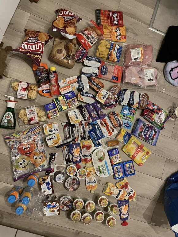 Lietuvos parduotuvėse beveik nebesilanko, per mėnesį Lenkijoje išleidžia iki 500 eurų: šeimos dalijasi savo atradimais