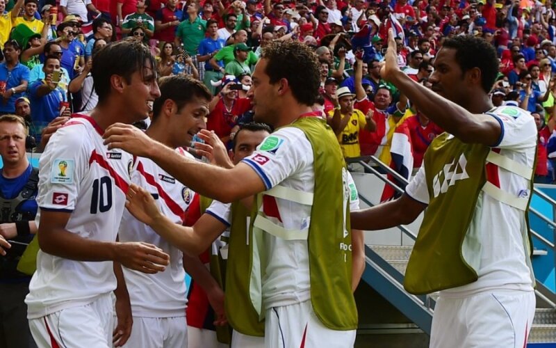 Борьба италия. Мексика против Италии. Коста и Паван против Италии. Italy vs Costa Rica 2014.