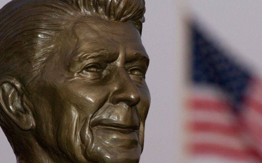 Ronaldo Reagano paminklas