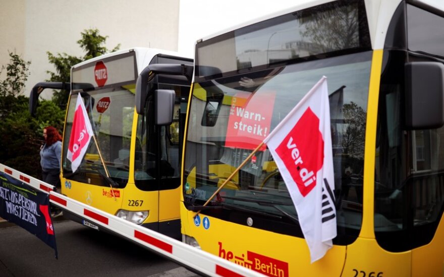 Vokietijoje vyksta visuotinis viešojo transporto darbuotojų streikas