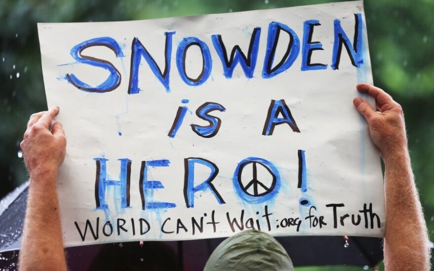 Edwardas Snowdenas vadinamas didvyriu