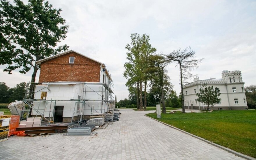 Inspektoriai nustatė pažeidimų rekonstruojant Matijošaičio dvarą Kauno rajone